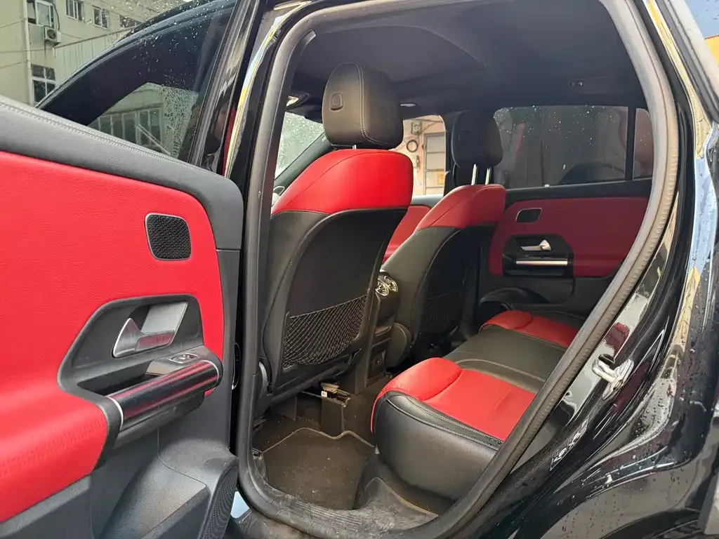 Mercedes-Benz CLA AMG — фото 8