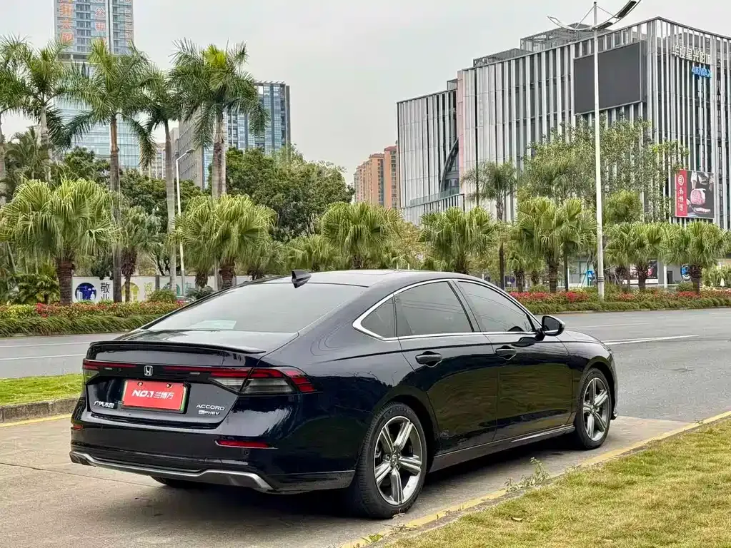 Honda Accord New Energy — фото 10