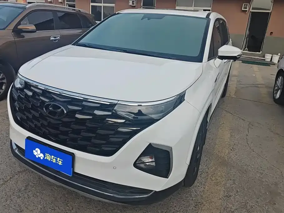 Hyundai Custo — фото 1