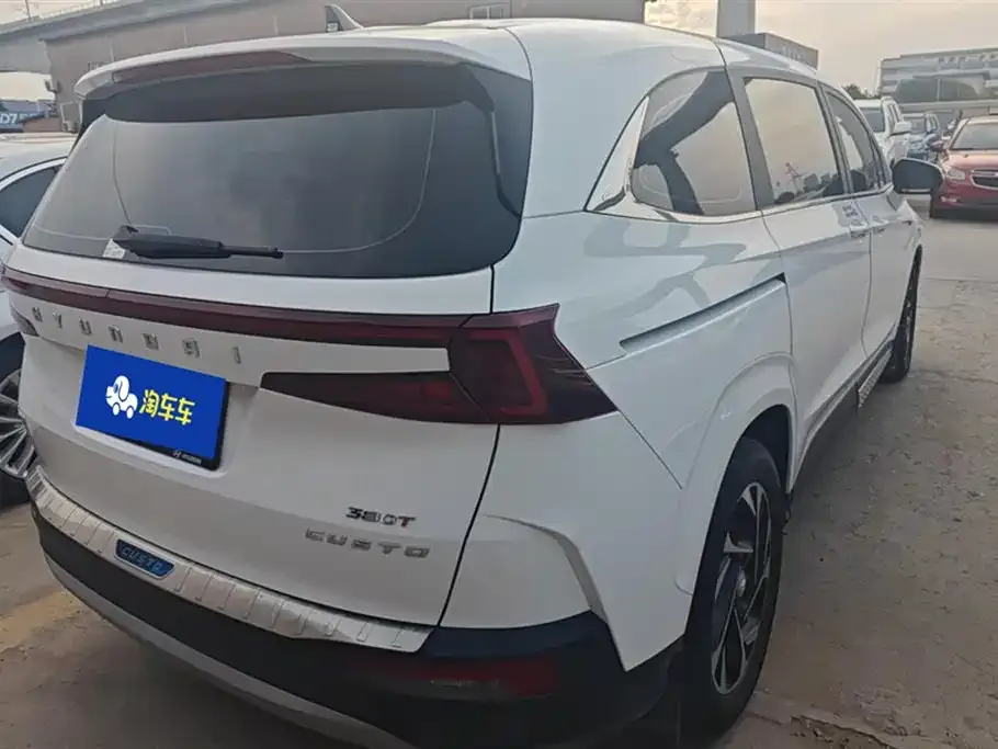 Hyundai Custo — фото 2