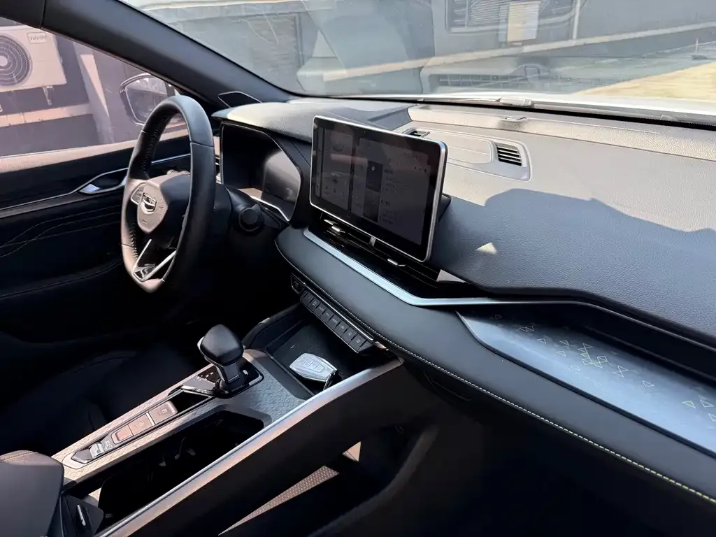 Geely Xingrui — фото 5