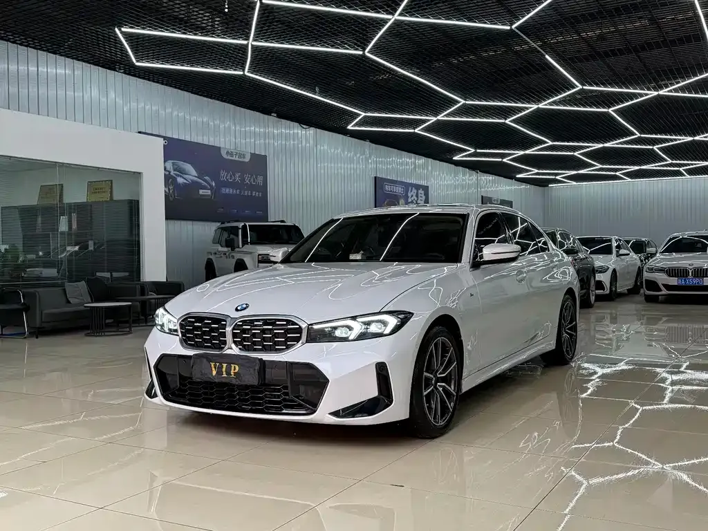 BMW 3 Series — фото 1