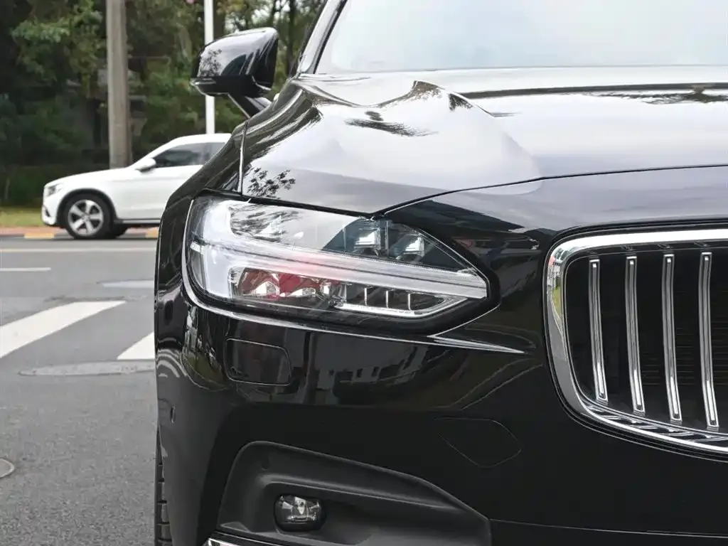 Volvo S90 — фото 2