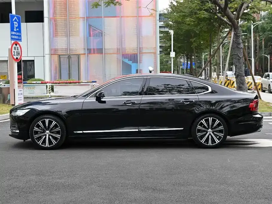 Volvo S90 — фото 5