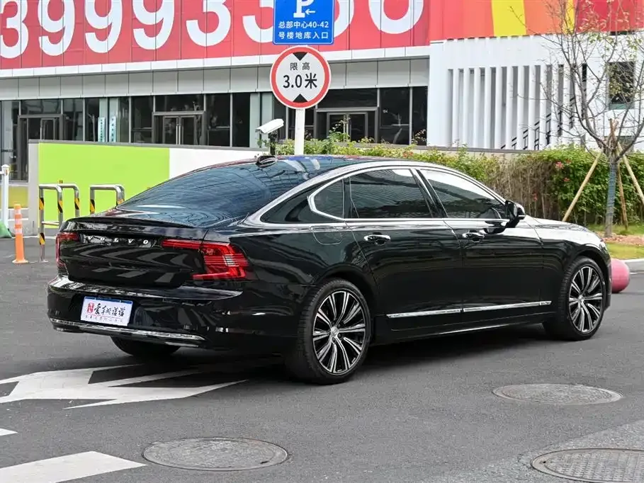 Volvo S90 — фото 4