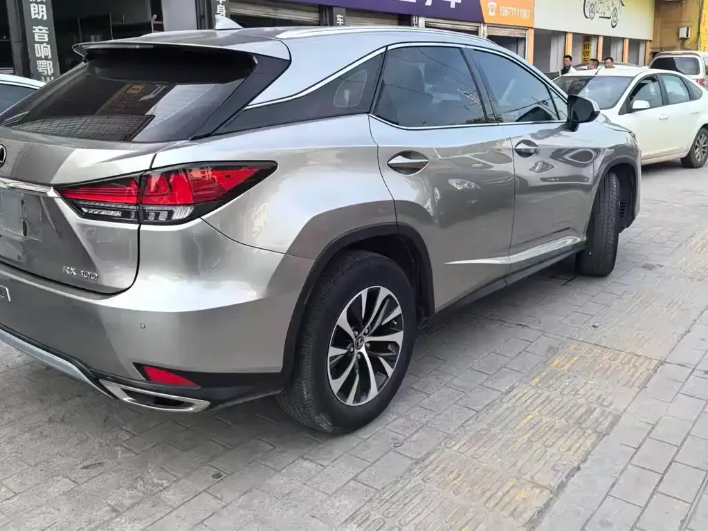 Lexus RX — фото 2