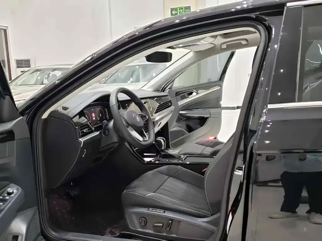 Volkswagen Passat — фото 10