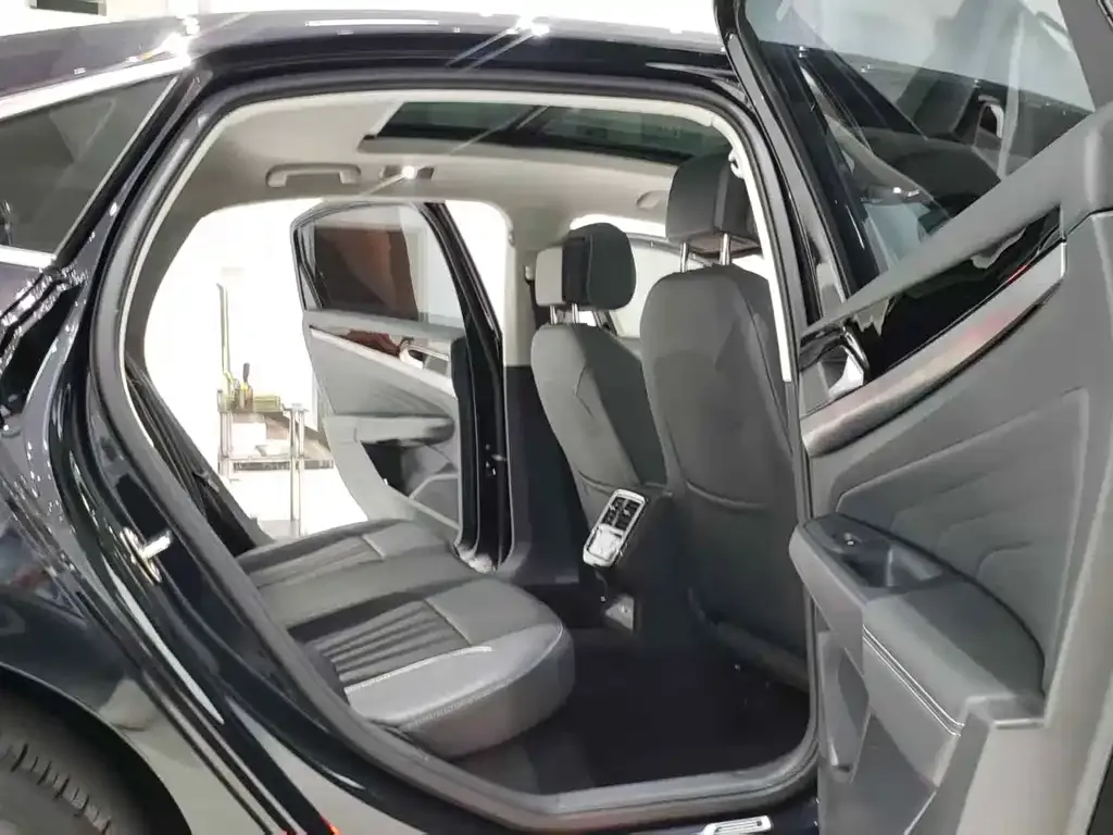 Volkswagen Passat — фото 3