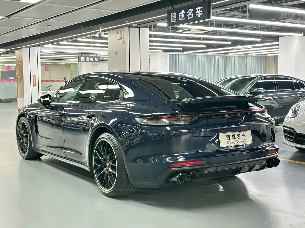 Porsche Panamera — фото 4