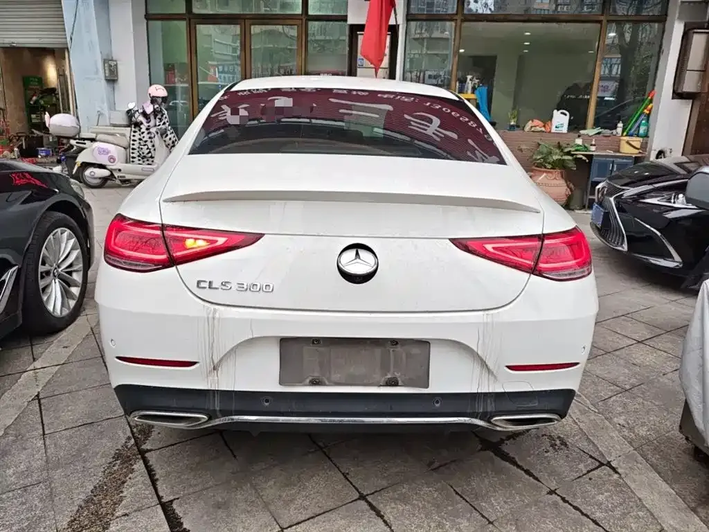 Mercedes-Benz CLS — фото 10