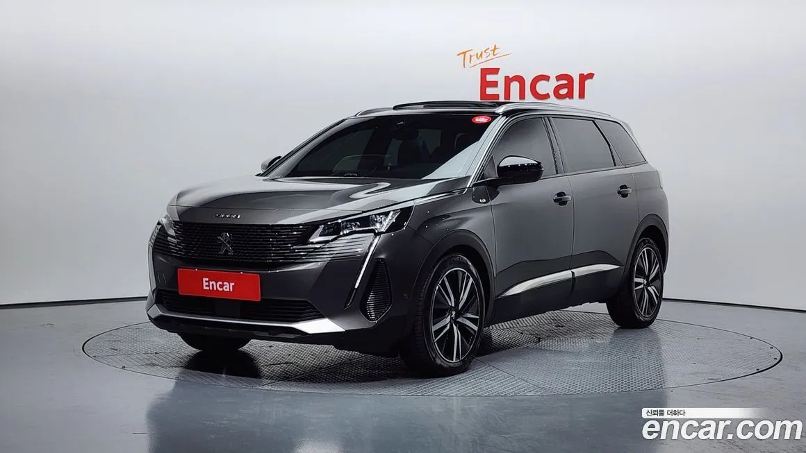 Peugeot 5008 — фото 1
