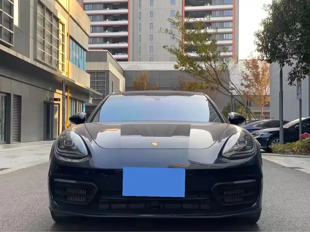 Porsche Panamera — фото 10