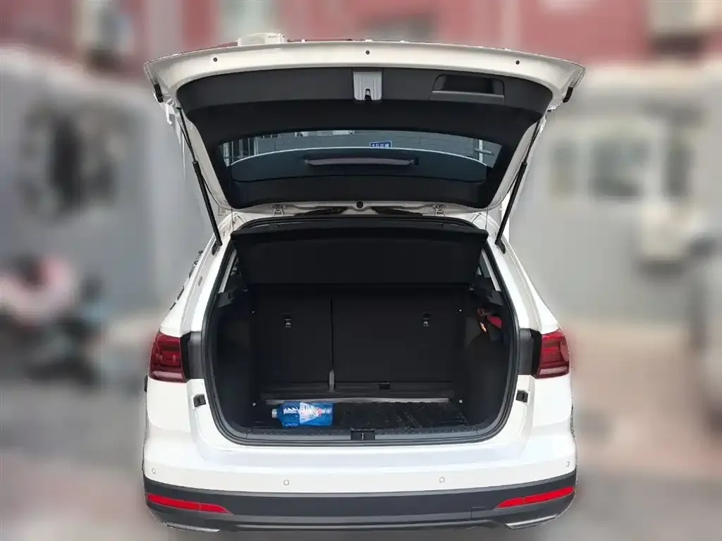Volkswagen Tharu — фото 4