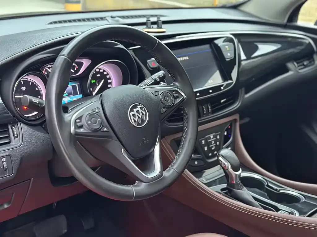 Buick Envision Plus — фото 2