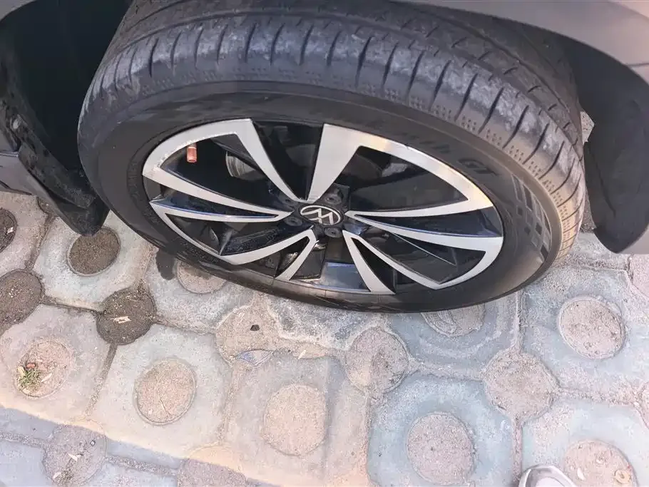 Volkswagen Tharu — фото 3