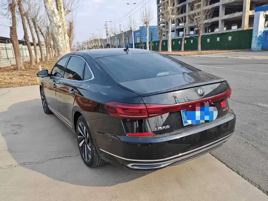 Volkswagen Passat — фото 4