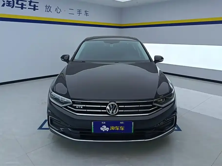 Volkswagen Magotan GTE PHEV — фото 5