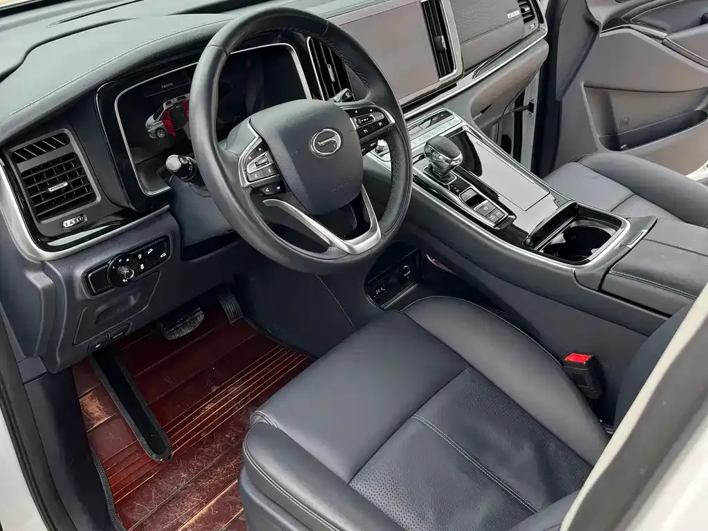GAC Motor Trumpchi M8 — фото 6