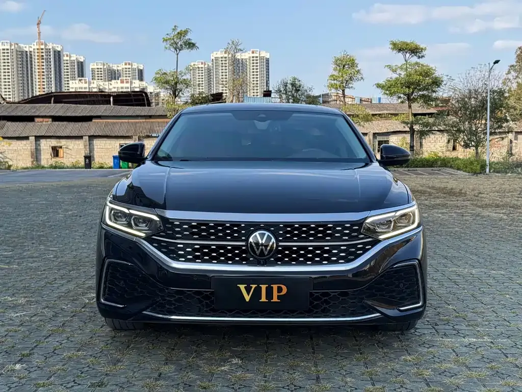 Volkswagen Passat — фото 5