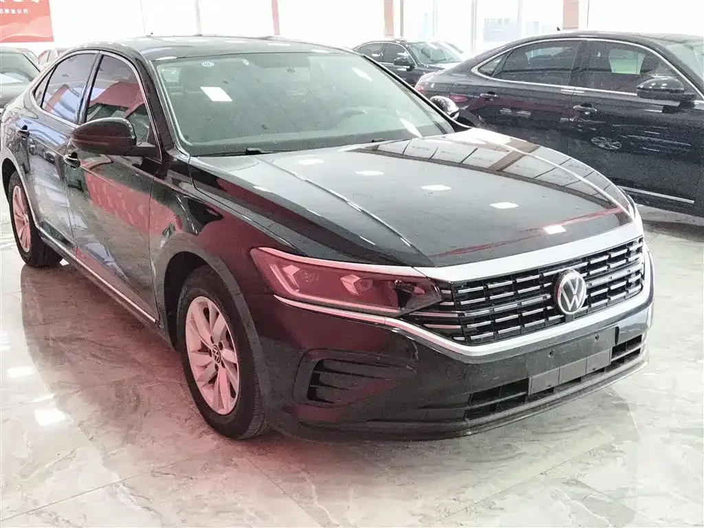 Volkswagen Passat — фото 2