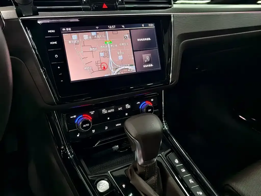 Volkswagen Phideon — фото 9