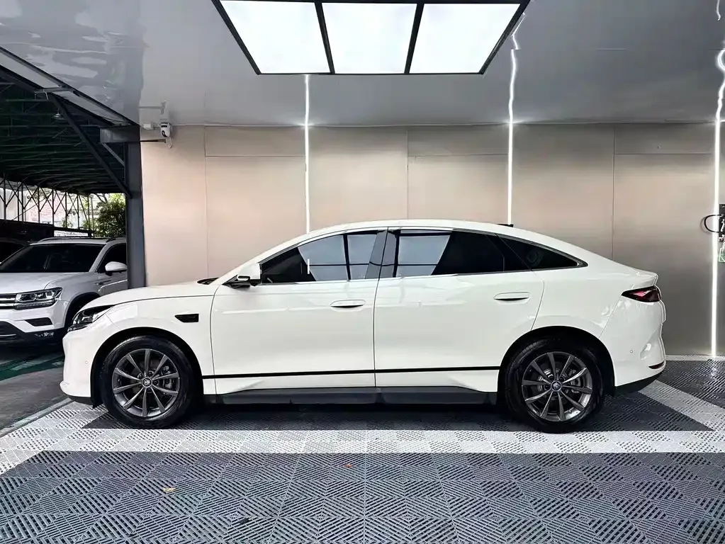 BYD Qin L — фото 7