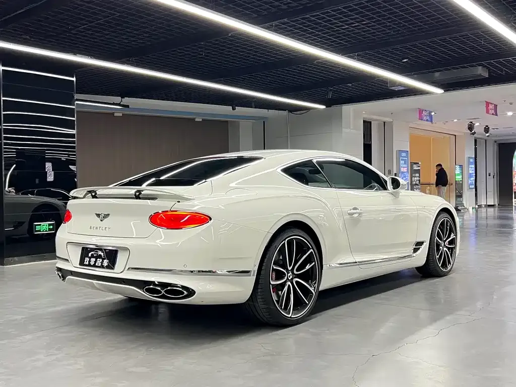 Bentley Continental — фото 7