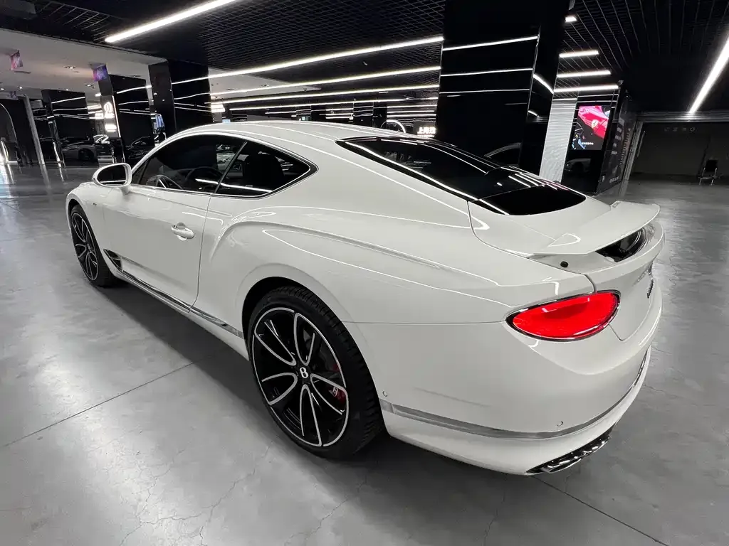 Bentley Continental — фото 5