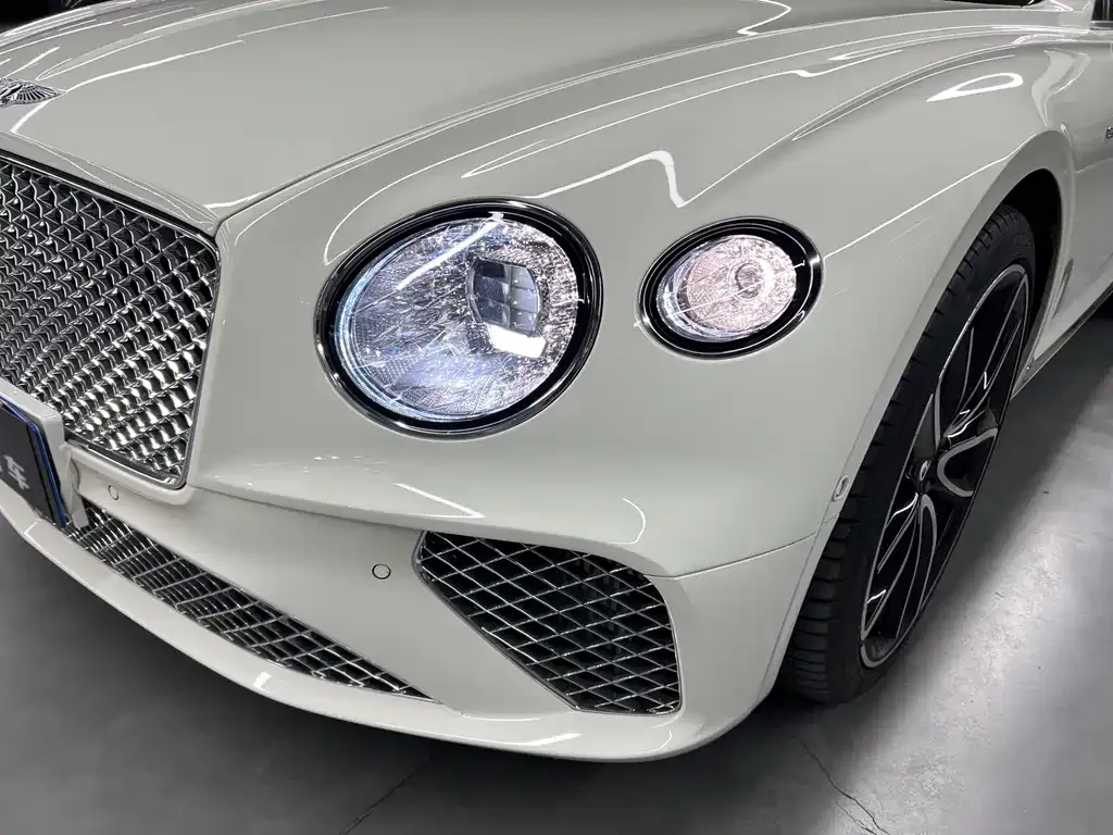 Bentley Continental — фото 6
