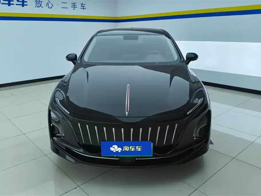 Hongqi E-QM5 — фото 3