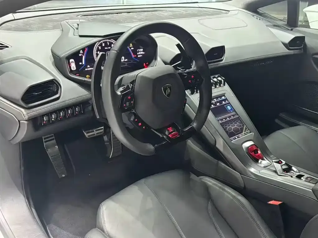 Lamborghini Huracan — фото 7