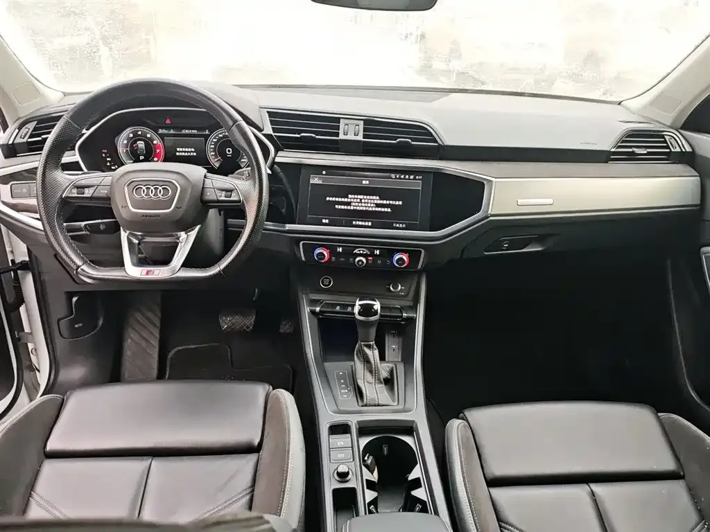 Audi Q3 Sportback — фото 7
