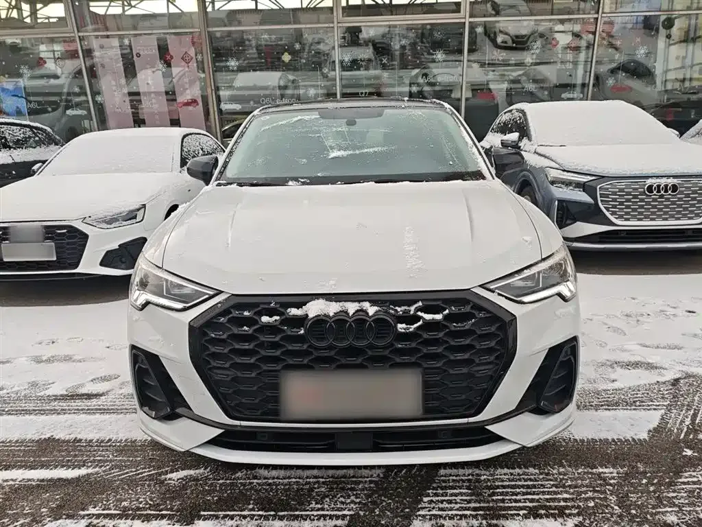 Audi Q3 Sportback — фото 9