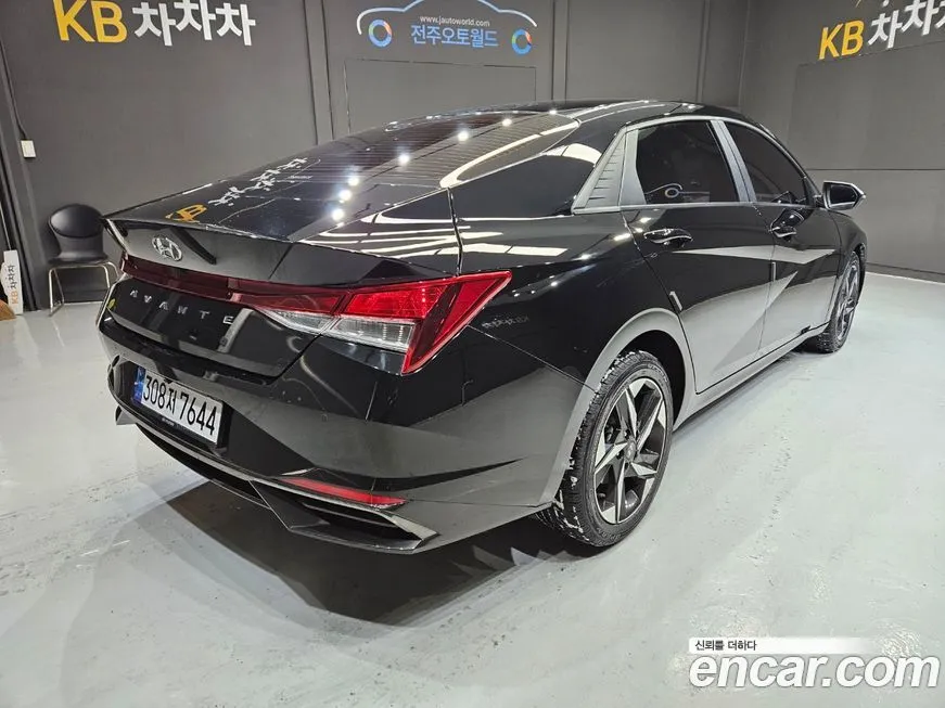 Hyundai AVANTE — фото 7