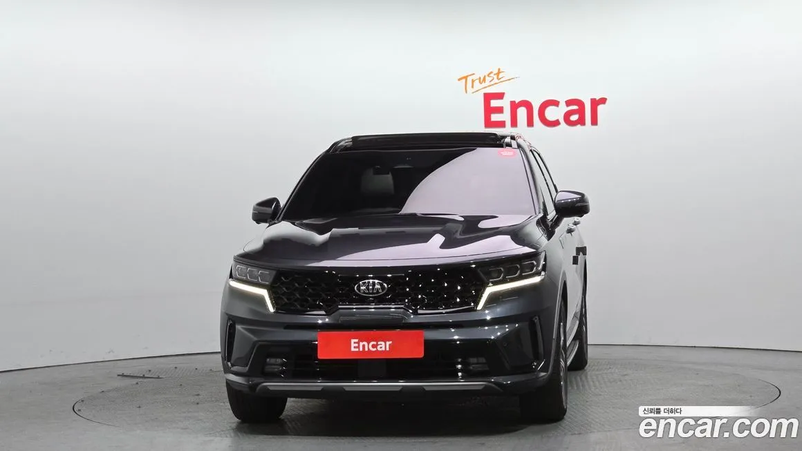 Kia Sorento — фото 8