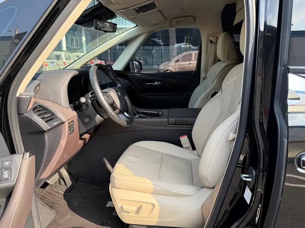 Toyota Vellfire — фото 9