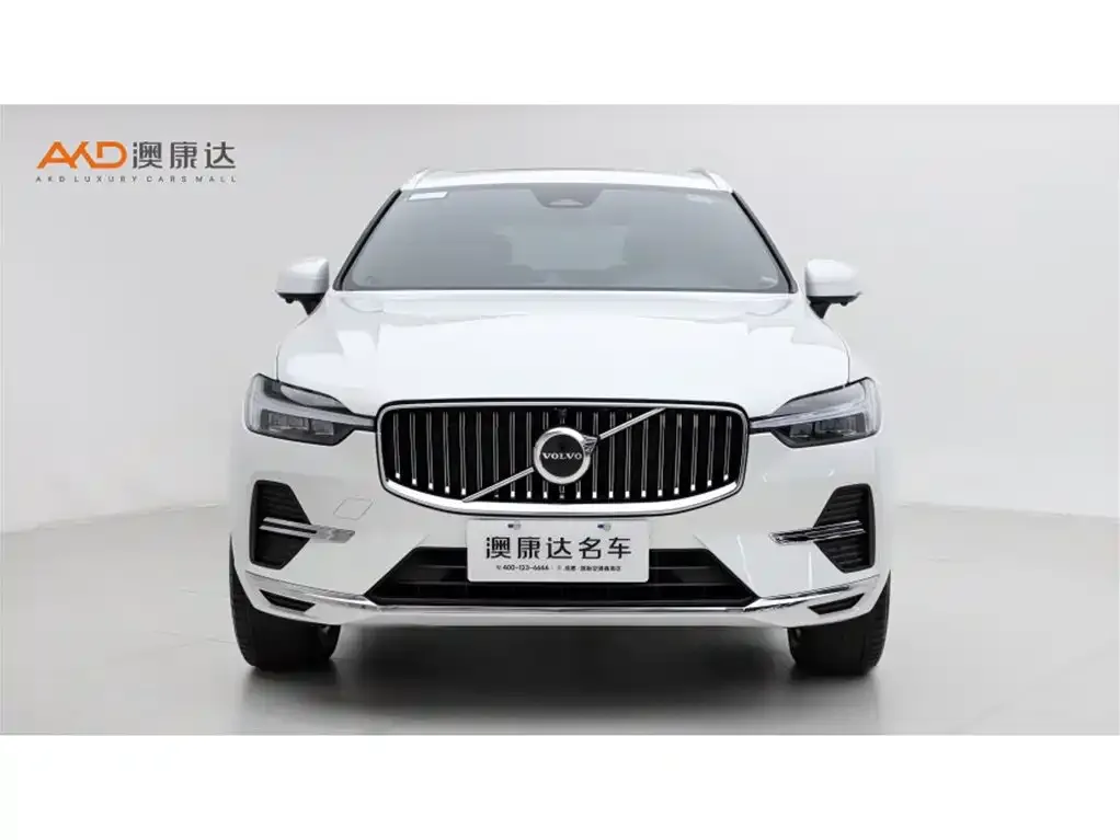 Volvo XC60 — фото 7