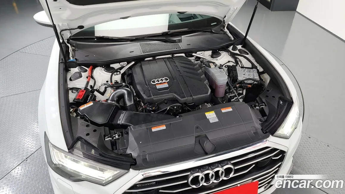 Audi A6 — фото 10