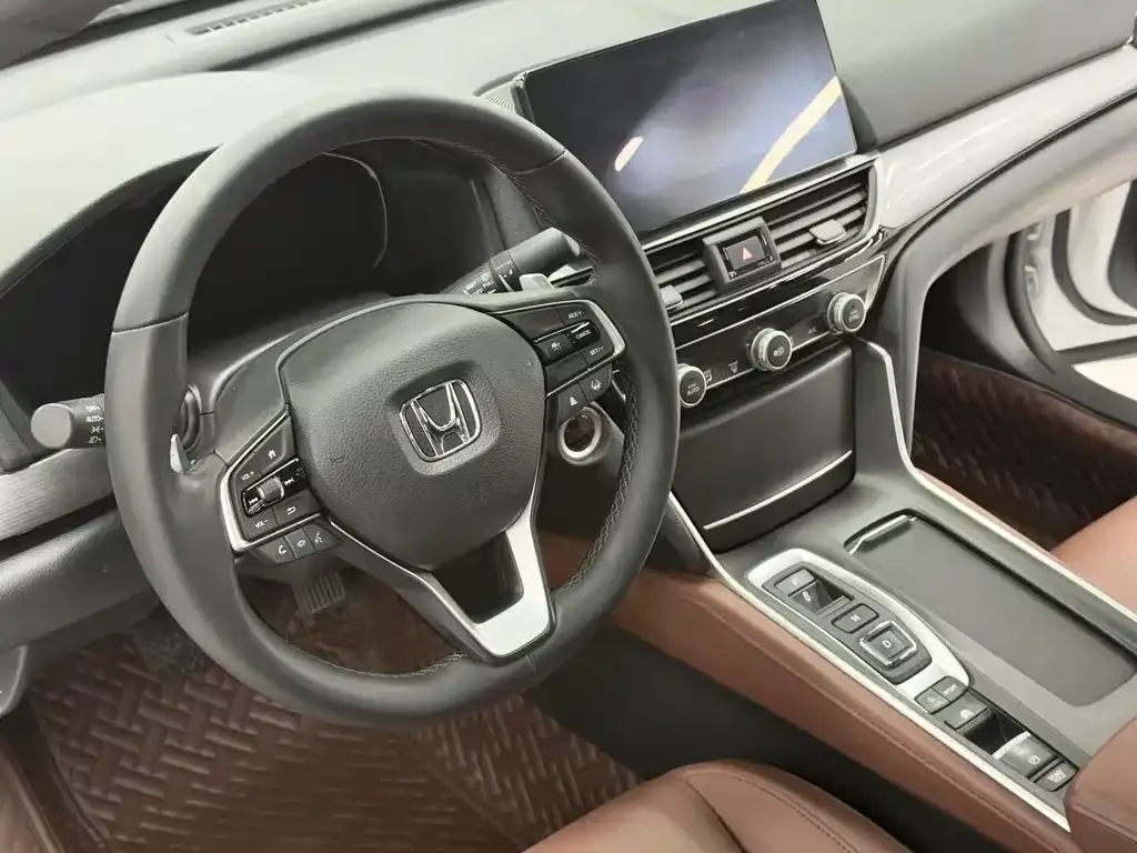 Honda Inspire — фото 2