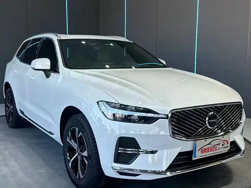 Volvo XC60 — фото 3