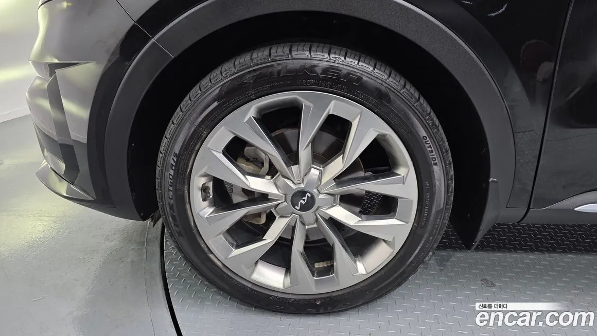 Kia Sorento — фото 3