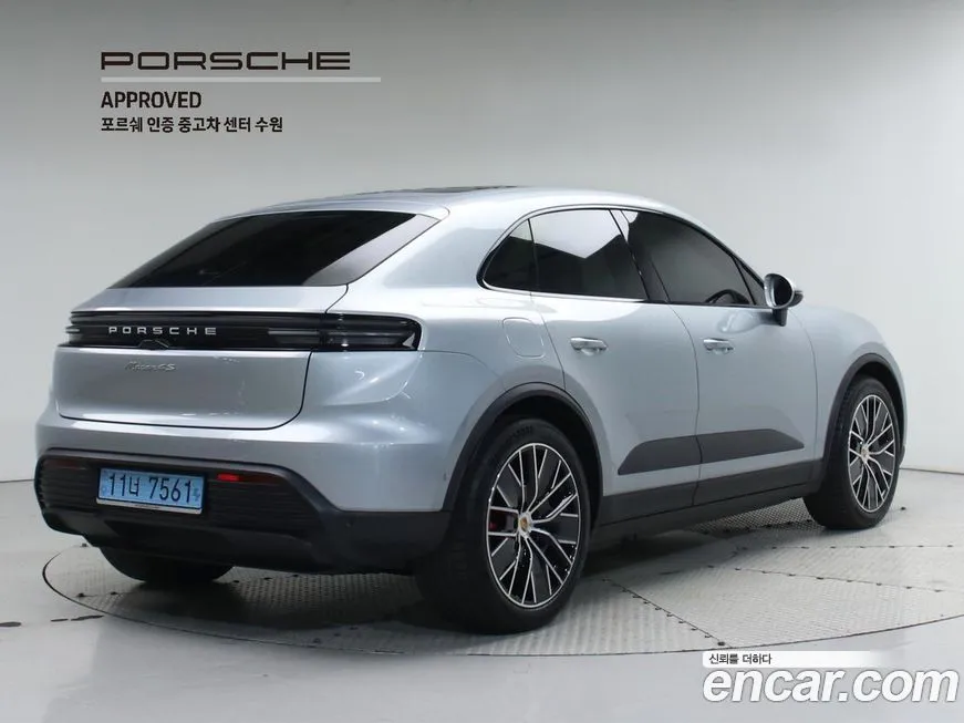 Porsche Macan — фото 5