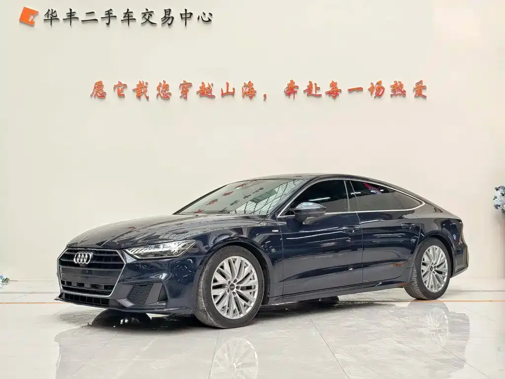 Audi A7 — фото 1