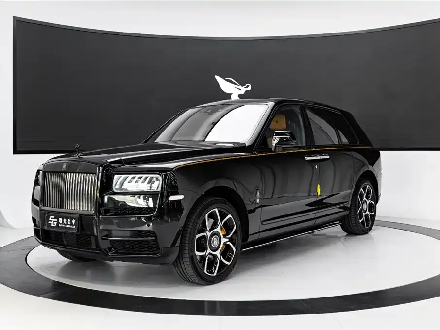 Rolls-Royce Cullinan — фото 1