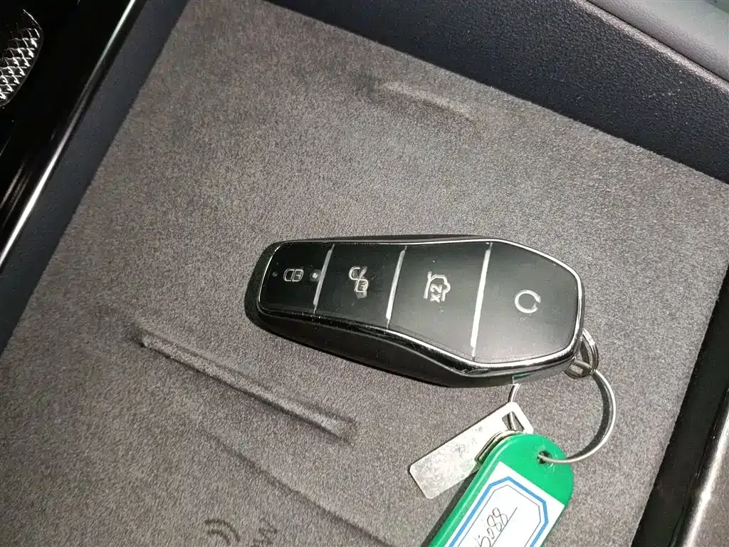 BYD Seal 06GT — фото 10