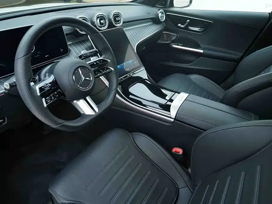 Mercedes-Benz C-Class — фото 10