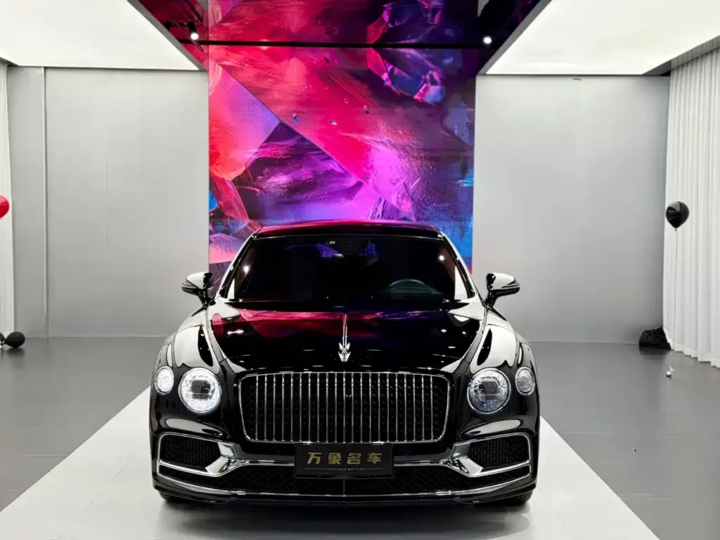 Bentley Flying Spur — фото 9