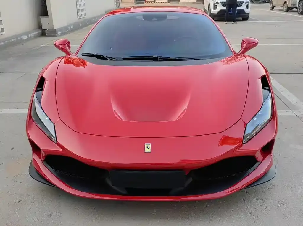 Ferrari F8 — фото 1