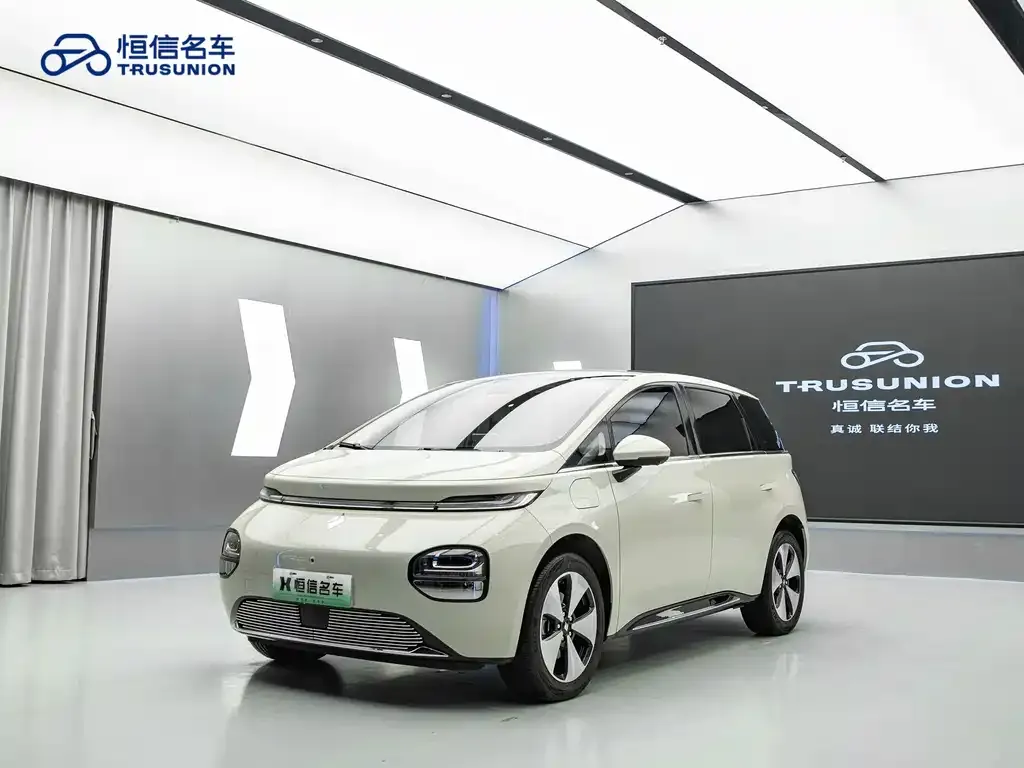 Baojun Yunduo — фото 1