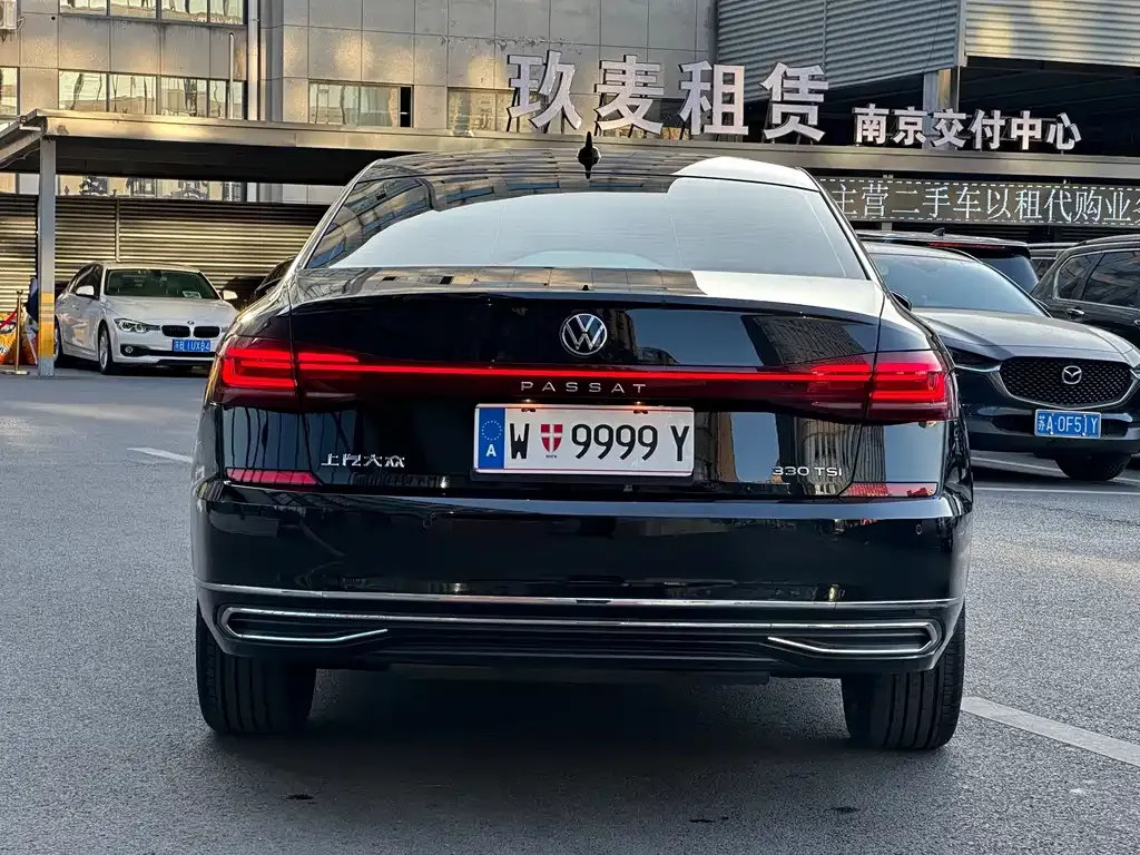 Volkswagen Passat — фото 7